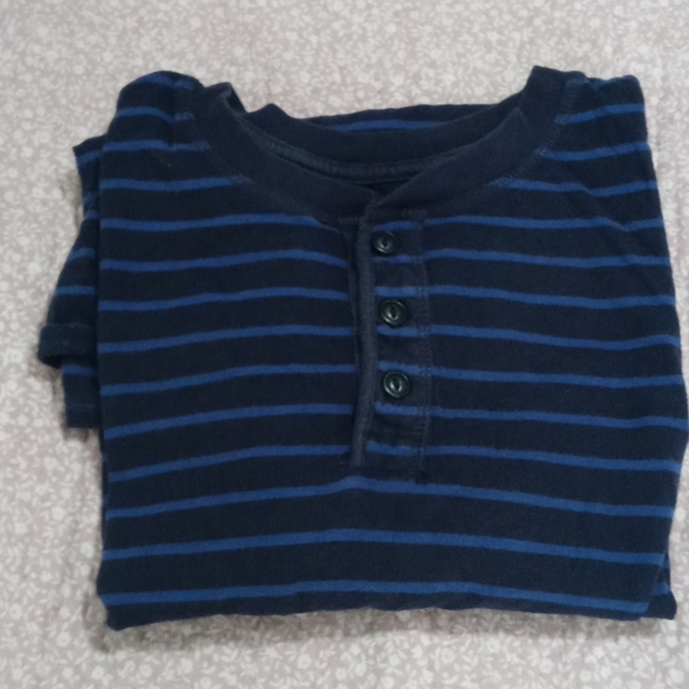Goodfellow long sleeve T-shirt
